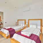 2 Bedroom Luxury Private Pool And Heated Indoor Pool Villa *