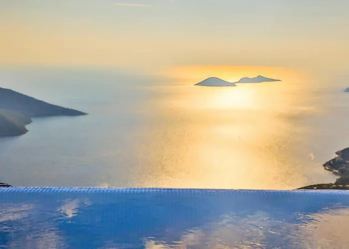 2 Bedroom Luxury Private Pool And Heated Indoor Pool 别墅